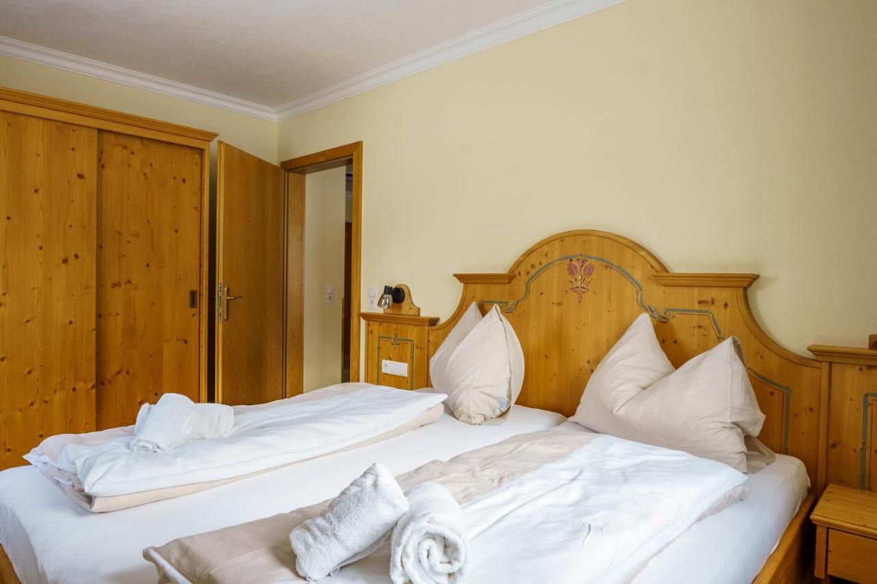 Hubertus Alpine Living Aparthotel โอเบอร์เทาเอิร์น ภายนอก รูปภาพ