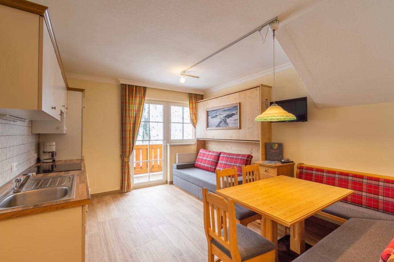 Hubertus Alpine Living Aparthotel โอเบอร์เทาเอิร์น ภายนอก รูปภาพ